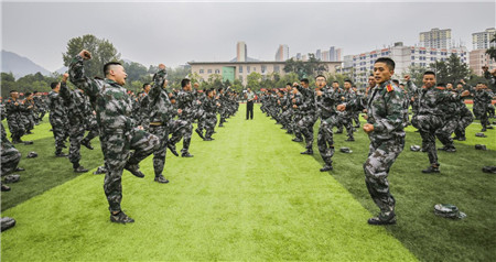贵州大学科技学院2016年军训训练