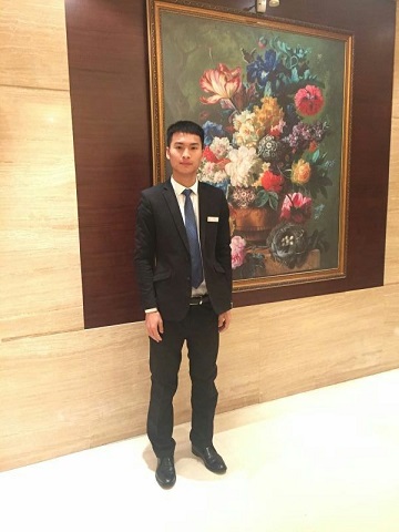 常玉攀，2012届酒店管理系酒店管理专业毕业生，现任北京绿岛白帆俱乐部餐厅部经理，薪资8000元。